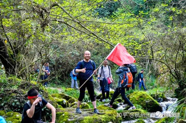 泰国为何要推出女性主题旅游月_一群中年女性公司团建去泰国旅游_泰国旅游团