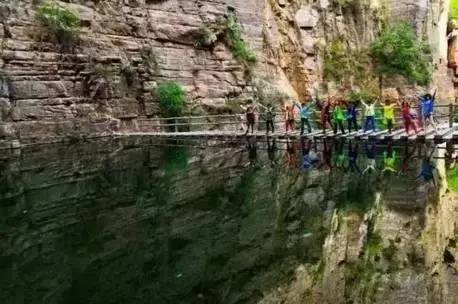 旅游有名的山_有山有水旅游景点_旅游有山的地方