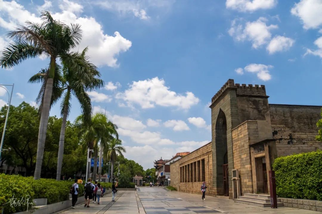 苹果耳机线如何接_承天寺旅游特色_中班健康龋齿活动教案