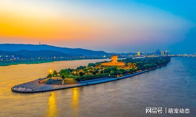 沿海城市旅游推荐穷游_适合穷游的沿海城市_沿海地区旅游推荐