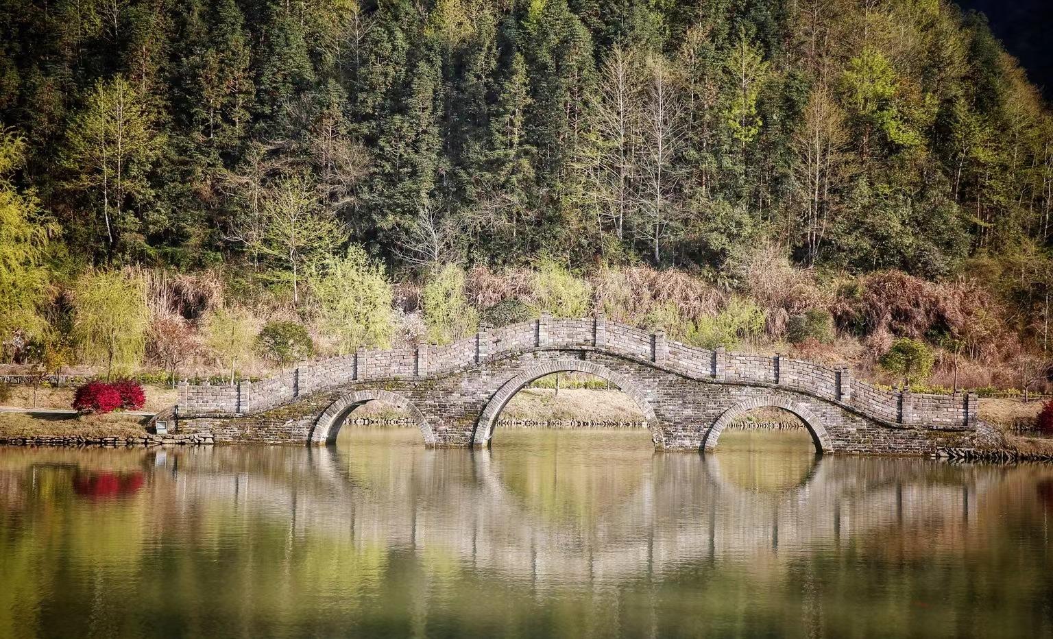 江西省特色旅游小镇_江西的特色乡镇旅游_首批江西十大休闲旅游乡镇