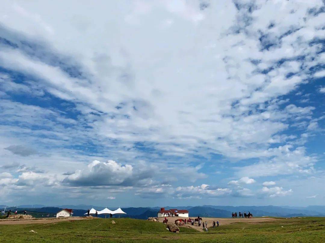 保定白石山旅游特色_保定白石特色旅游山庄有哪些_保定白石特色旅游山区