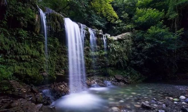 成都避暑景点_成都出发的避暑游旅游线路_成都避暑旅游景点大全