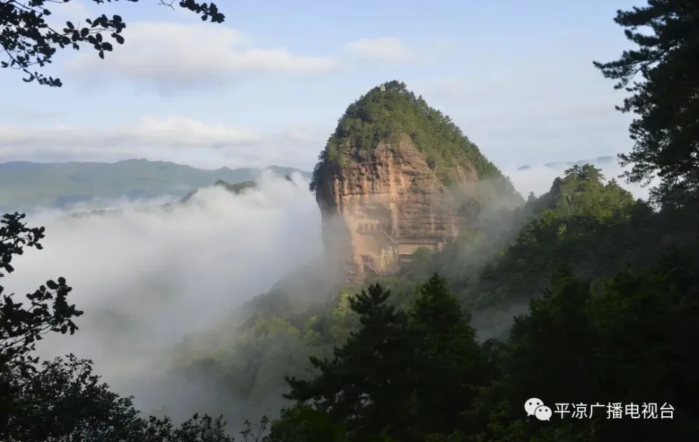 敦煌特色景点_敦煌特色旅游街_敦煌旅游胜地