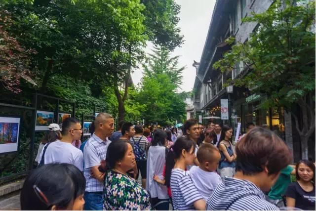 情侣成都一日游景点攻略_情侣成都一日游_成都一天情侣旅游