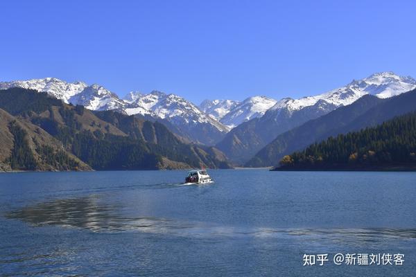 沙漠旅游景点_草原沙漠旅游线路_沙漠草原旅游攻略