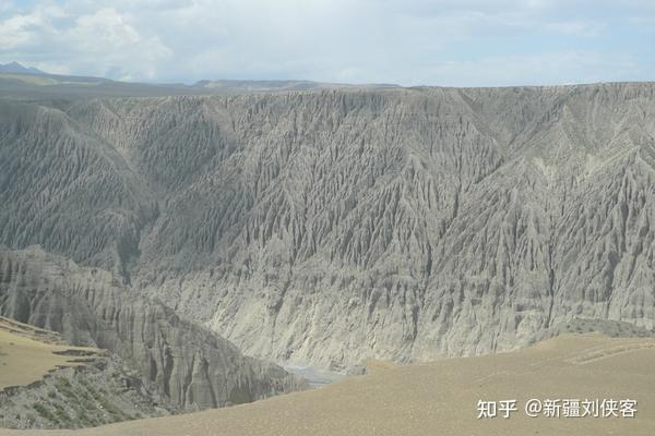 草原沙漠旅游线路_沙漠草原旅游攻略_沙漠旅游景点