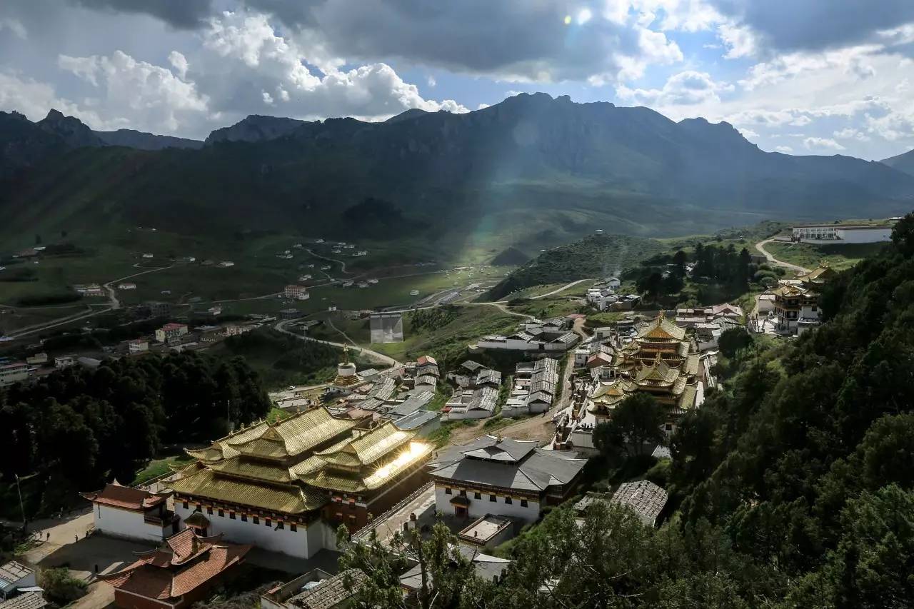 川西旅游着装_4月川西旅游线路推荐_川西旅游6月装备推荐