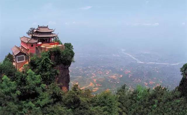 哈尔滨旅游夏季避暑最佳季节_哈尔滨夏季游玩攻略_哈尔滨夏天避暑胜地