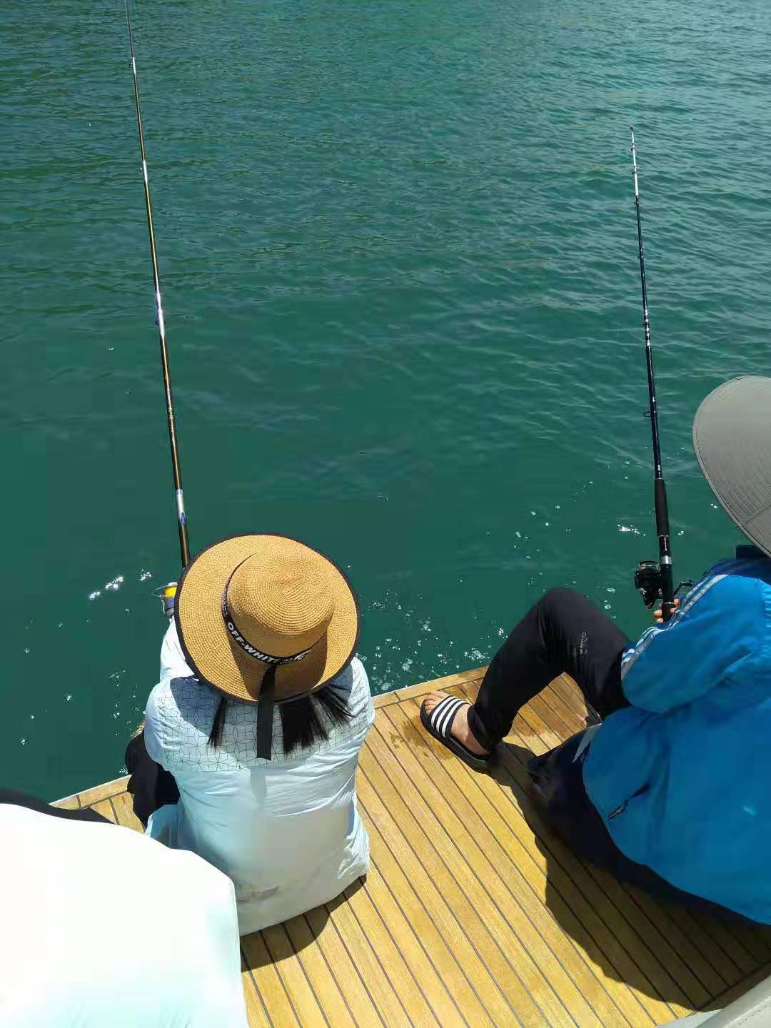 出海海钓装备_出海旅游钓鱼准备哪些装备_出海钓鱼需要准备什么吃的