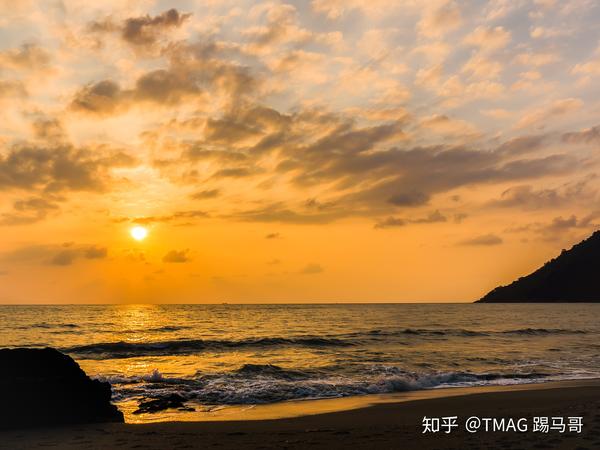 翁牛特沙漠旅游攻略_洛南翁沟景区怎么去_洛翁旅游景点