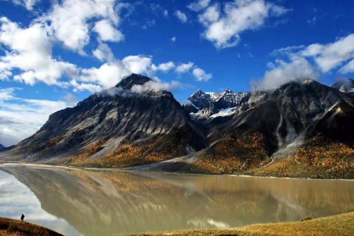 拉萨旅游特色及亮点_拉萨的特色旅游项目_拉萨亮点特色旅游景点