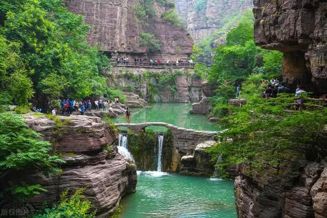 秋天景点推荐_秋天景点旅游景点大全_秋天的旅游景点