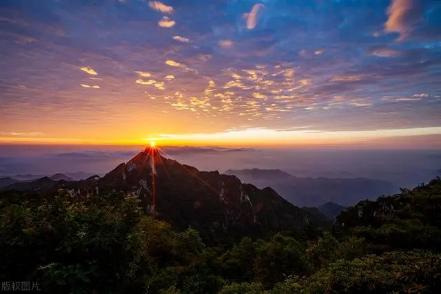 秋天景点推荐_秋天的旅游景点_秋天景点旅游景点大全