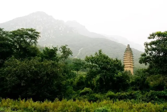 秋天景点推荐_秋天景点旅游景点大全_秋天的旅游景点