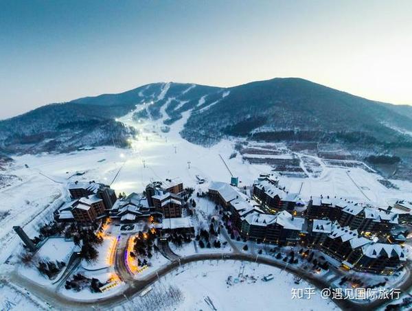 哈尔滨滑雪景区_哈尔滨滑雪线路旅游图_哈尔滨滑雪旅游线路