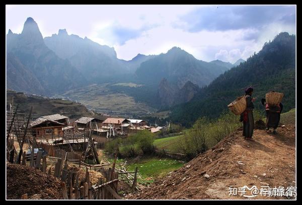 兰州当地报团旅游_兰州成团旅游线路_兰州团线路旅游成本多少钱