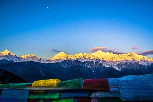 丽江旅游景点介绍大全_丽江景点旅游介绍作文_丽江旅游景点介绍