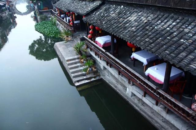 情侣去海鲜旅游_海鲜情侣套餐_旅游吃海鲜去哪
