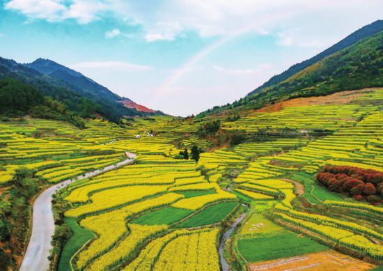 白马村旅游景点有哪些_白马风景区_白马特色旅游村