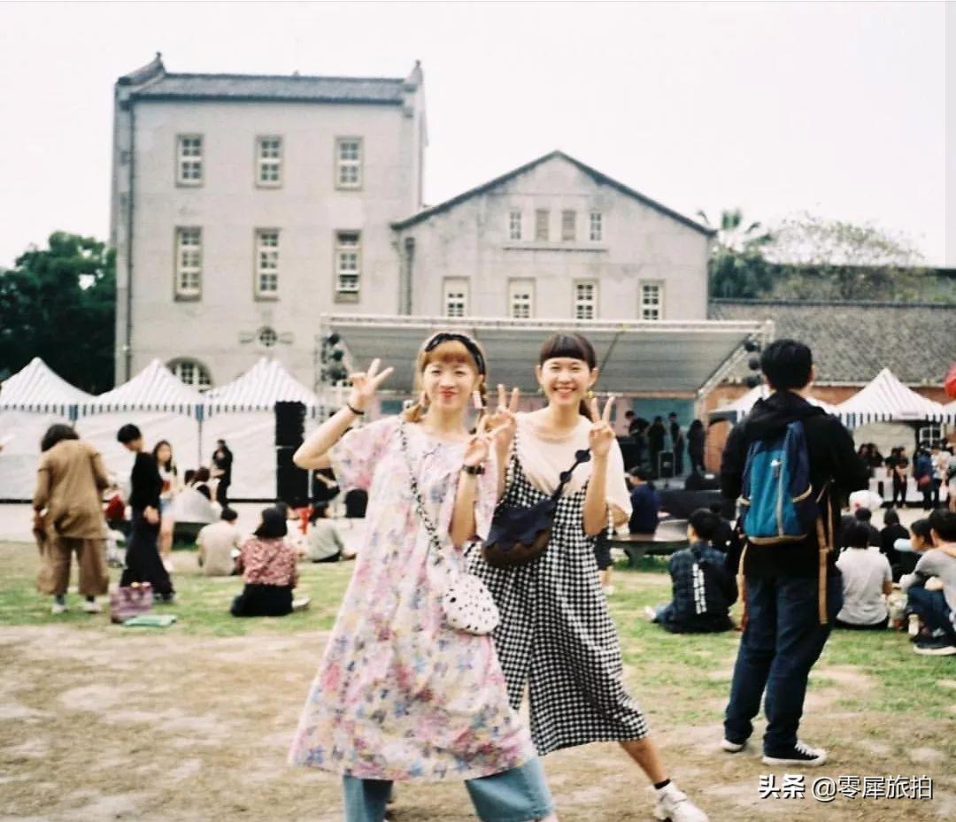 闺蜜一起旅游拍照发朋友圈的话_闺蜜拍照集体旅游说说_闺蜜集体旅游拍照