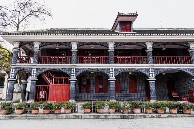 贵州遵义季节旅游好玩吗_贵州遵义季节旅游好玩的地方_贵州遵义什么季节旅游好