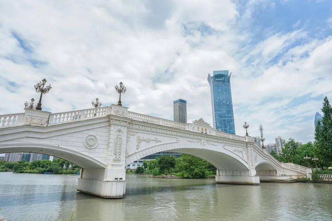 旅游消费文化_我国旅游消费特色_旅游消费示范城市