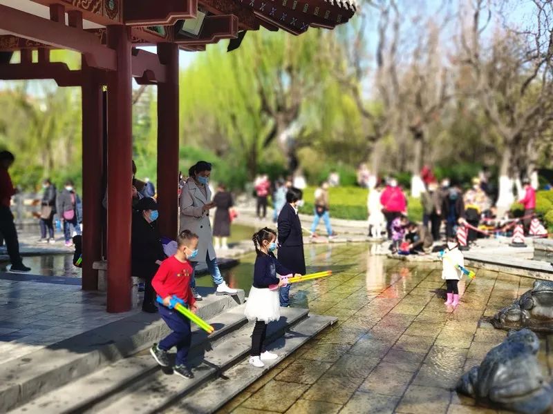 济南季节旅游适合去的地方_济南适合哪个季节去旅游_济南季节旅游适合去哪里玩
