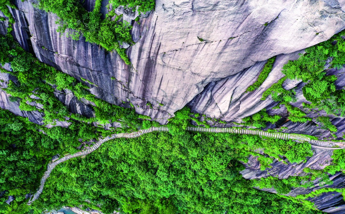 情侣旅游适合几天_情侣旅游适合天堂的句子_适合情侣去的旅游胜地一天