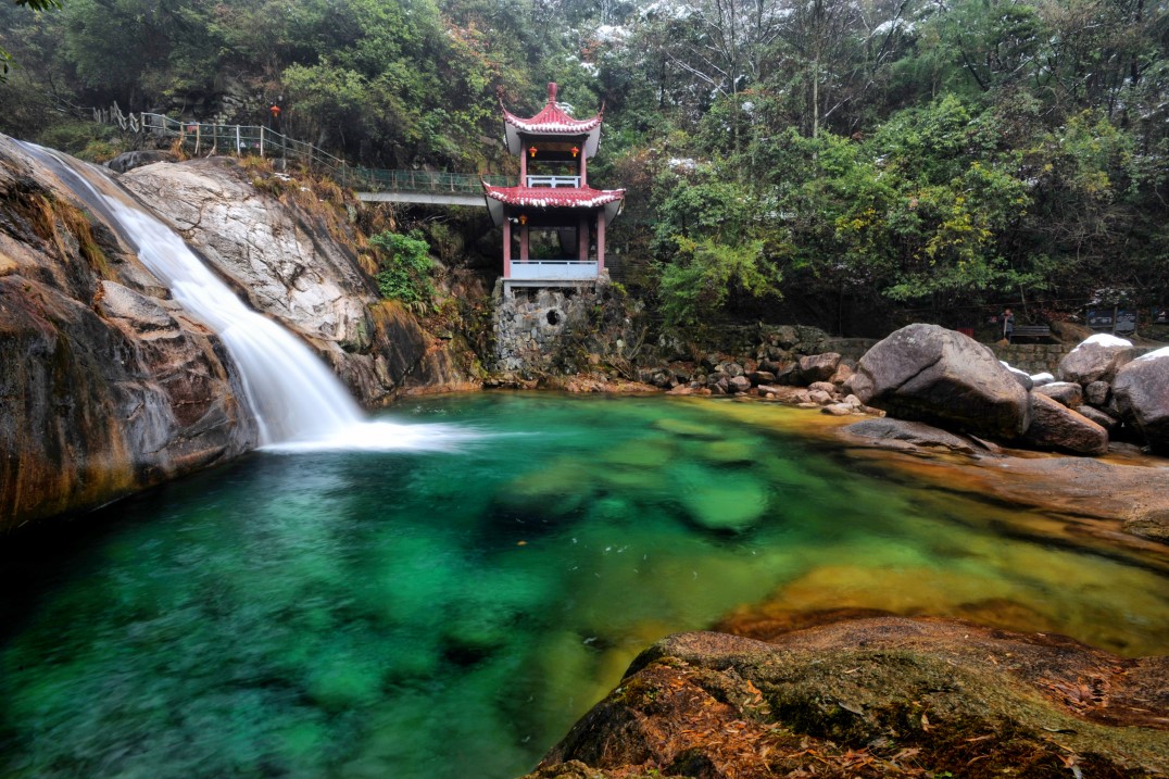 适合情侣去的旅游胜地一天_情侣旅游适合几天_情侣旅游适合天堂的句子