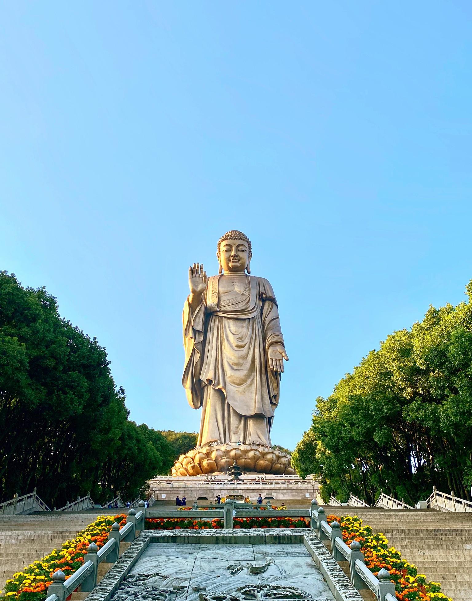 旅游胜地的特点_胜地特色旅游介绍词_旅游胜地特色介绍