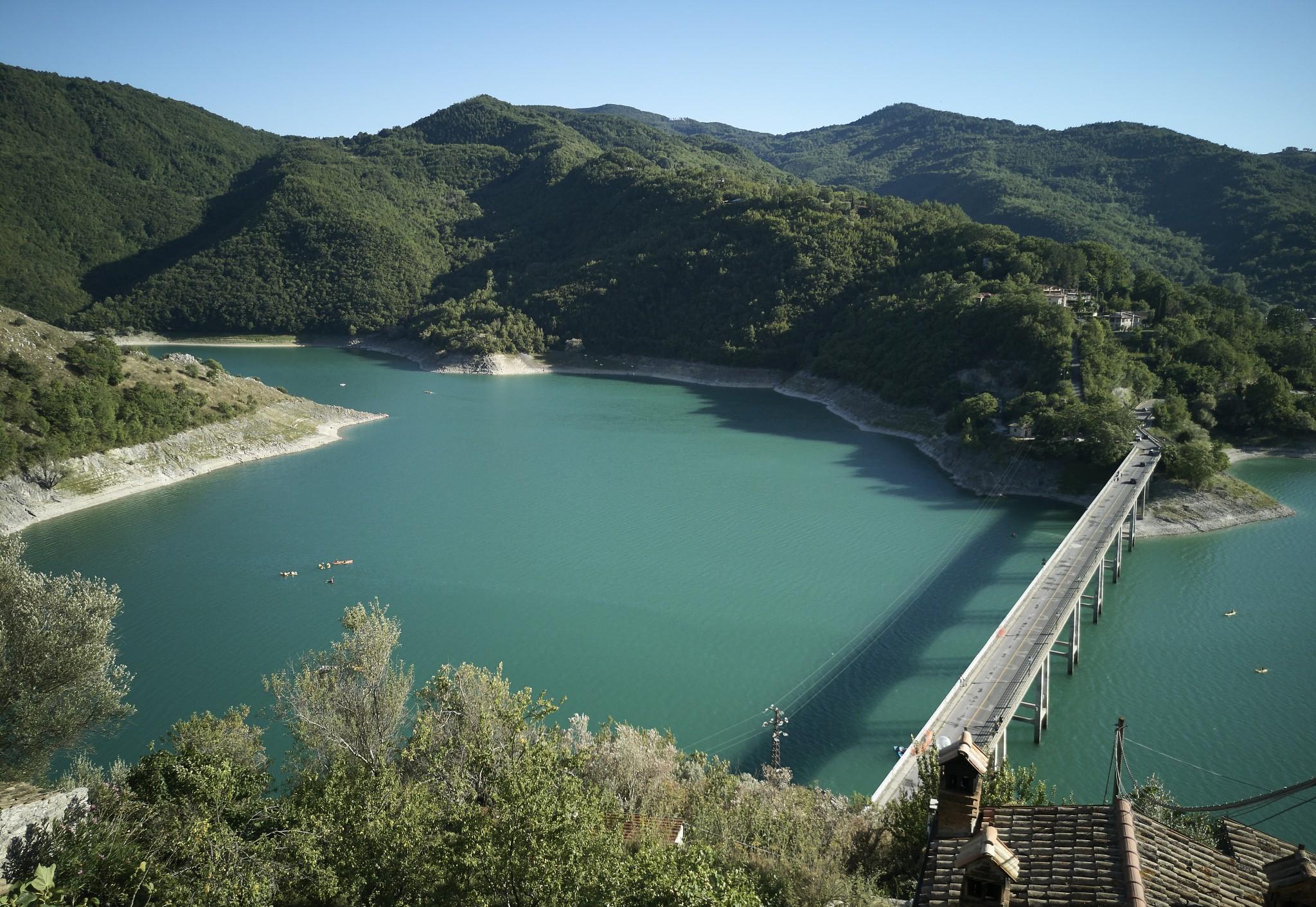 胜地特色旅游介绍词_旅游胜地特色介绍_旅游胜地的特点