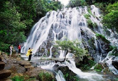 家庭不同成员旅游_成员旅游家庭有哪些_成员旅游家庭调查报告