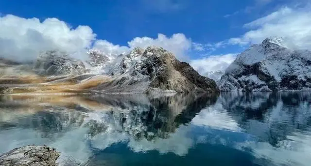 伊犁的旅游景点排名_伊犁旅游地区地方有哪些_伊犁地区旅游地方