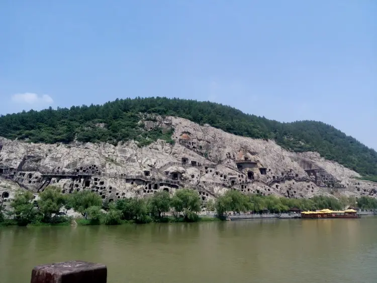 洛阳住宿价格多少_洛阳旅游家庭住宿标准_洛阳旅游住哪里方便