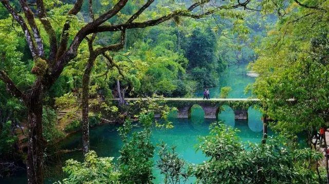 贵州的旅游线路图_贵州线路旅游图片高清_贵州旅行线路设计