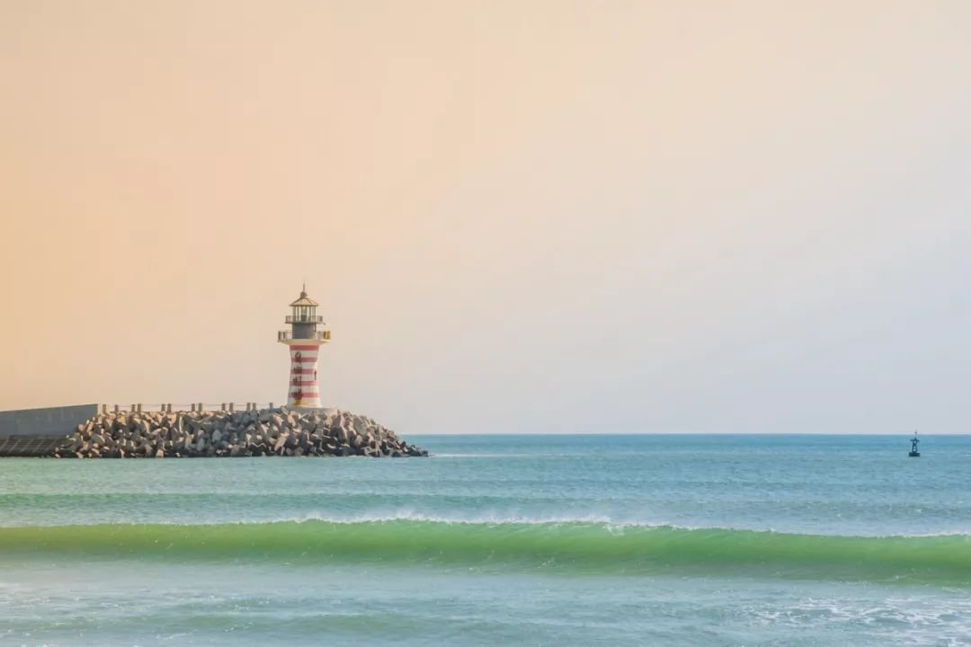 国内假期旅游特色景点_假期旅行景点_假期全国十大热门景区