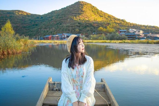 情侣之间旅游金钱_情侣金钱旅游之间的关系_情侣金钱旅游之间怎么聊天