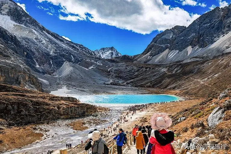 四川阿坝州适合旅游的月份_阿坝州最佳旅游季节_阿坝州什么季节去好玩