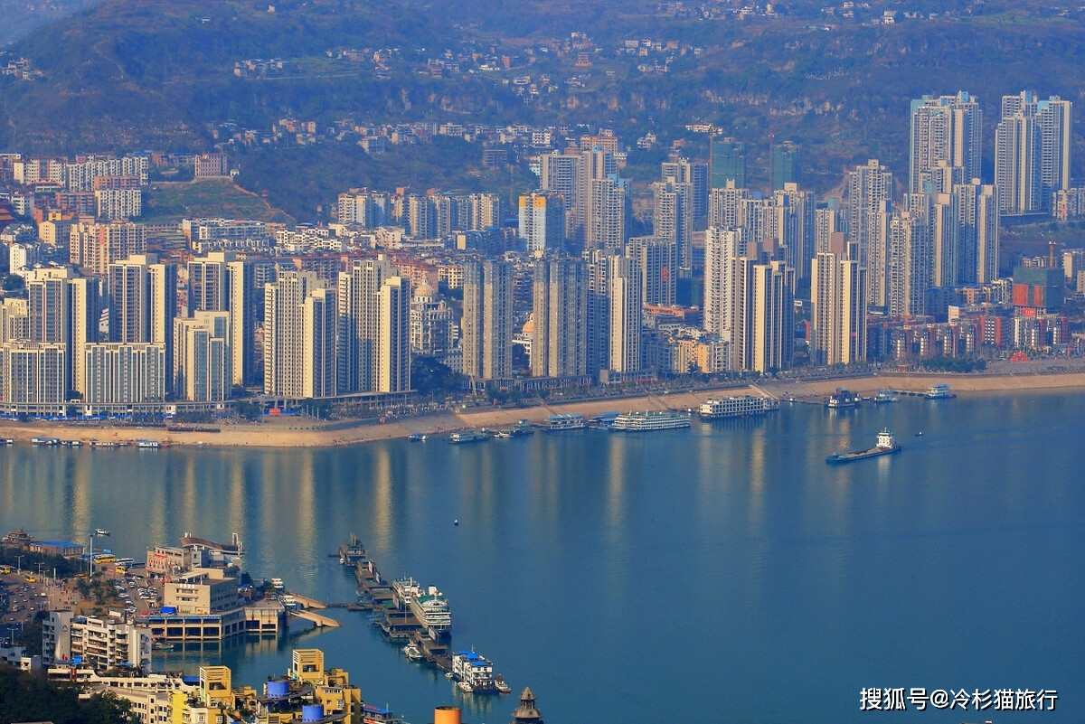 旅游最适合的城市说说_6月适合一个人旅游城市_每月适合旅游的城市