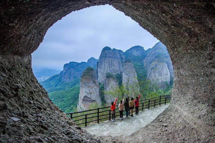 赣州夏季游玩_赣州适合旅游的地方_赣州景点季节适合旅游