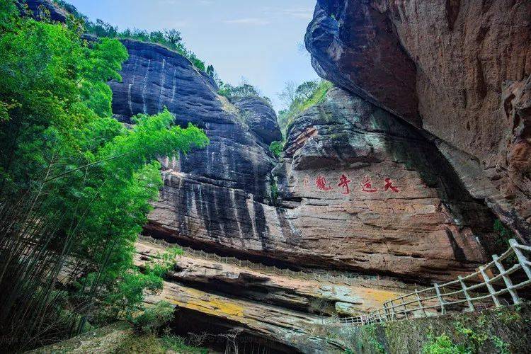 赣州适合旅游的地方_赣州夏季游玩_赣州景点季节适合旅游