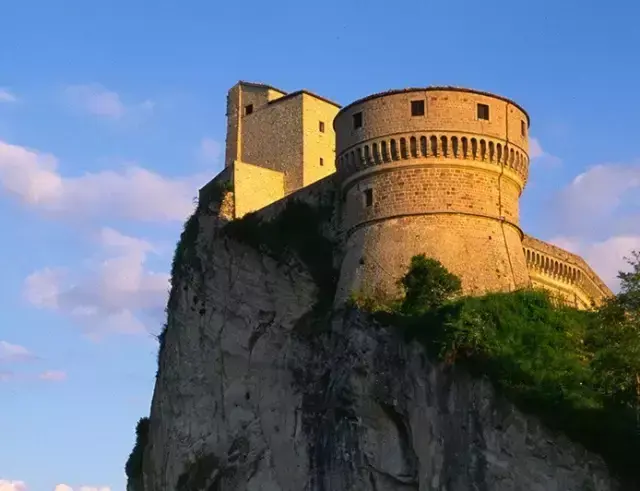 意大利景点推荐_意大利的旅游特色景点_意大利的特色旅游景点