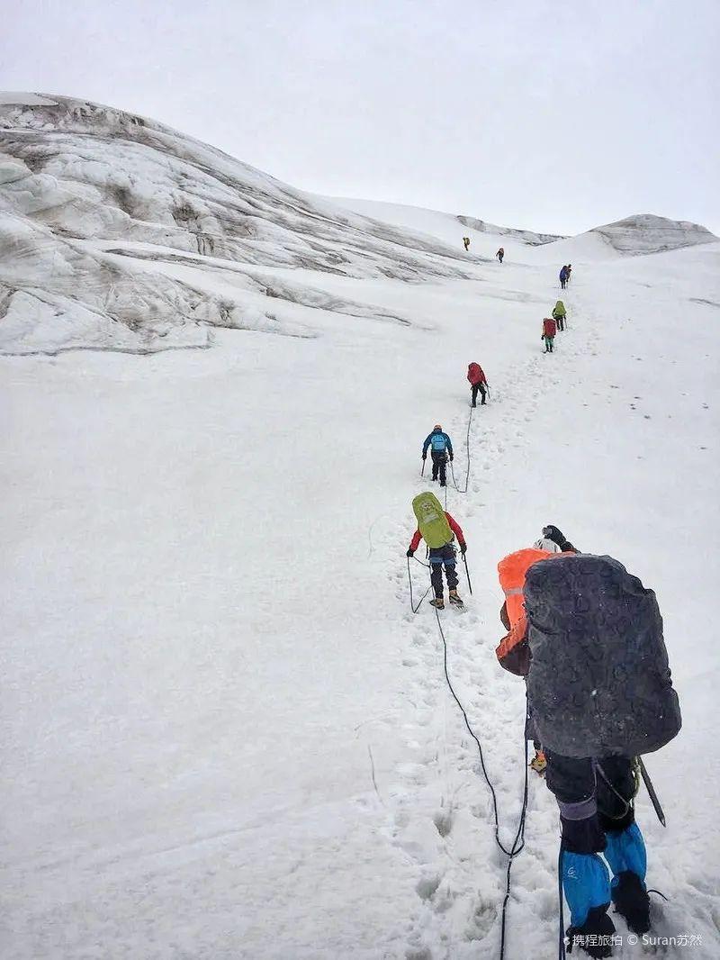 个人旅游怎么去贡嘎雪山_贡嘎雪山玩几天_贡嘎雪山登山费用