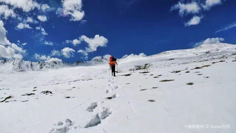 贡嘎雪山登山费用_贡嘎雪山玩几天_个人旅游怎么去贡嘎雪山