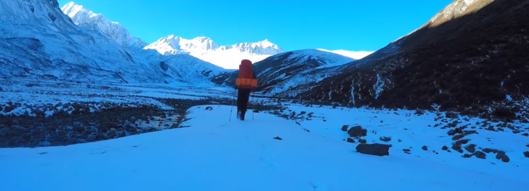 贡嘎雪山玩几天_个人旅游怎么去贡嘎雪山_贡嘎雪山登山费用