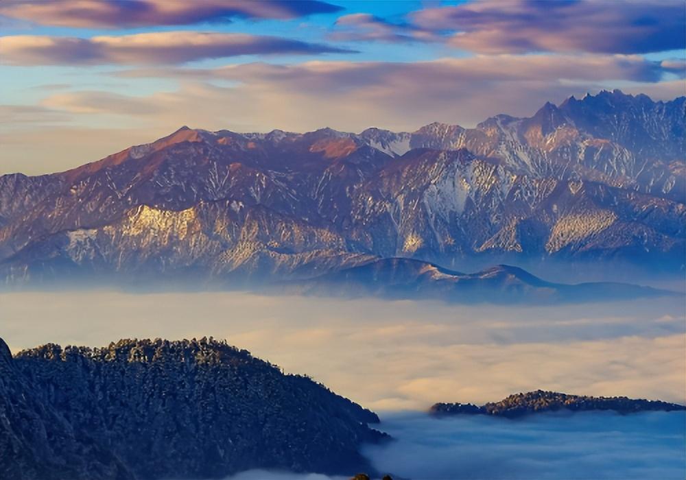 个人旅游怎么去贡嘎雪山_贡嘎雪山登山费用_贡嘎雪山玩几天