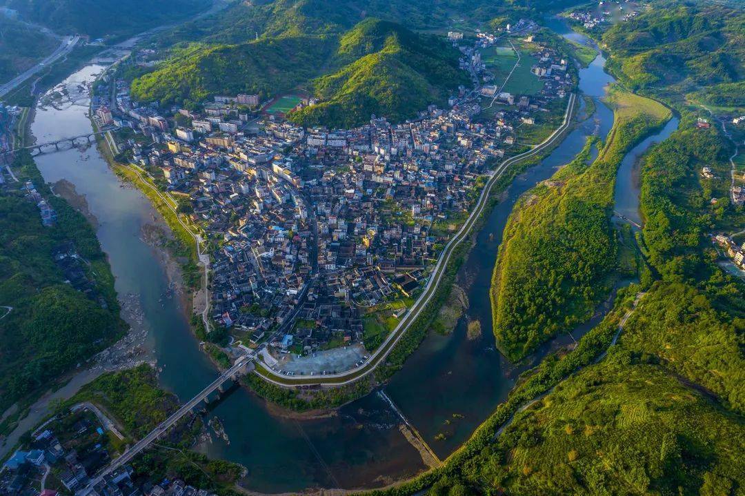 福建免费旅游必去十大景点_福建旅游免费地方_五一福建免费旅游景点推荐