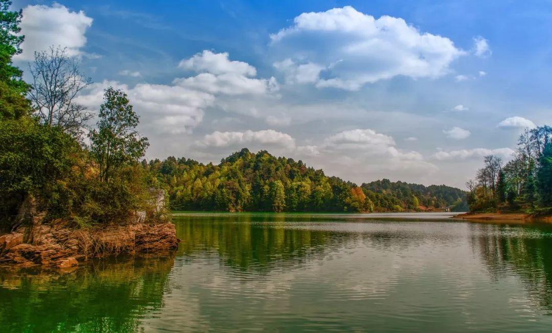 杜鹃湖风景区_杜鹃湖最佳旅游时节_杜鹃湖湿地公园