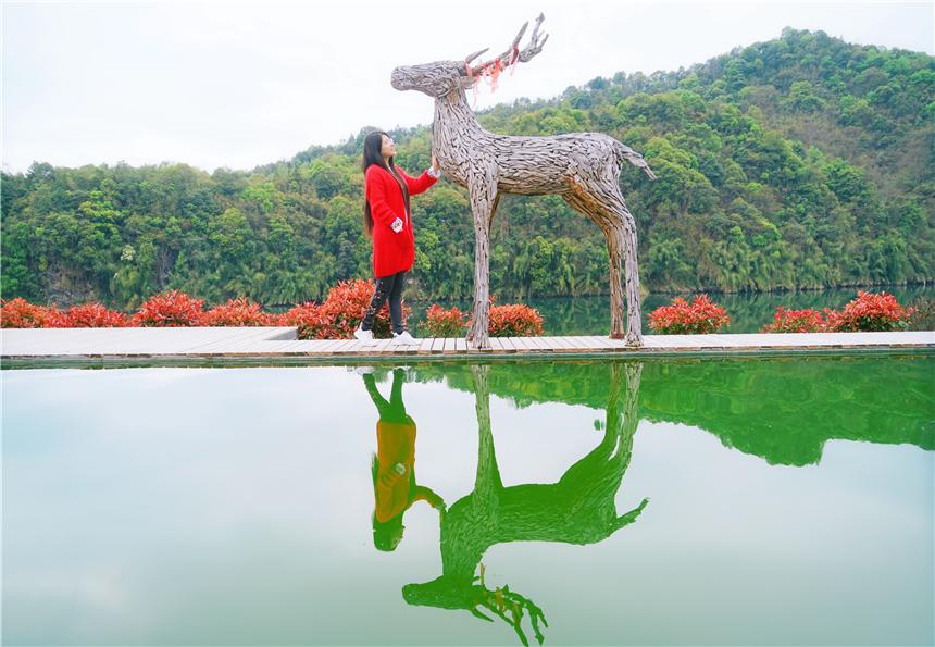 婺源最美的旅游季节_最美季节婺源旅游图片_婺源最佳旅游季节